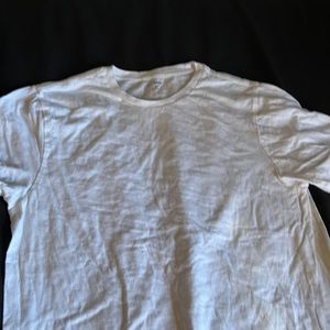 Plaint white tee shirt